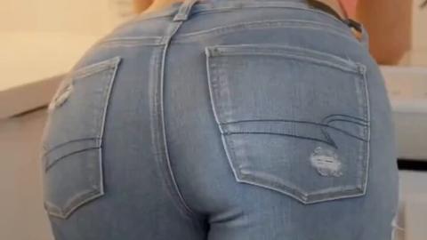 MILF - Watta...💦💦 والله العظيم اليوم عرفت ان👇 التطبيق الي بهذا الرابط فيه قح...