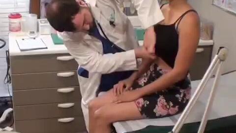 DOCTERS TEACH - Chudai...🍆🍆