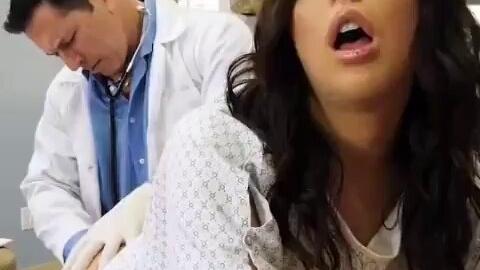 DOCTERS TEACH - Chudai....🍆🍆