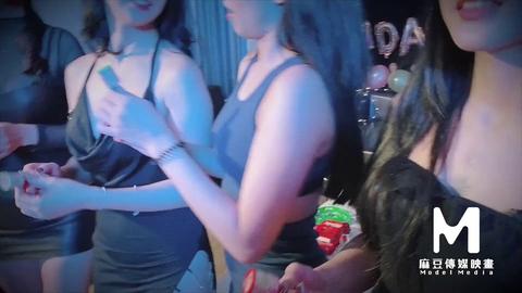 X Porn Hub - https://t.co/P1o6QWGyk2