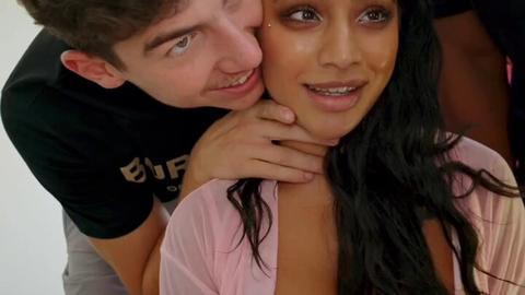 Sex Fantasy - Tired of masturbation? 💧😫 Download the app and let the girls help you...
