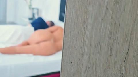 Milf Aunty - Alone？ Come play this free porn game and cum hard in just 30 seconds→...