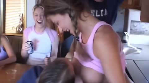 Sex With Leak - والله العظيم اليوم عرفت ان👇  التطبيق الي بهذا الرابط فيه قحاب وديوثين...