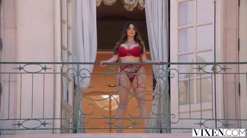 Black Guy with a White Girl - Chudai 💦  Want to unlock all kinds of scenes and moves with me? I'm w...